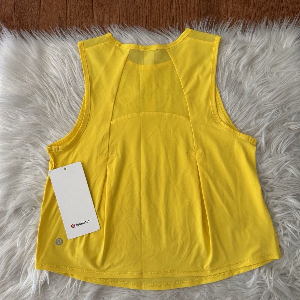 Lululemon Sculpt Cropped Tank Women’s Size 4 Flowy Utility Yellow Quick Dry NWT